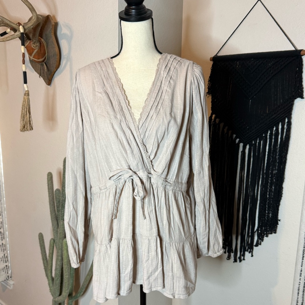 Torrid Faux Wrap Front 1X Blouse